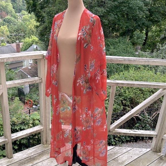 Sheer Floral Maxi Layering Kimono Size L - Picture 5 of 9